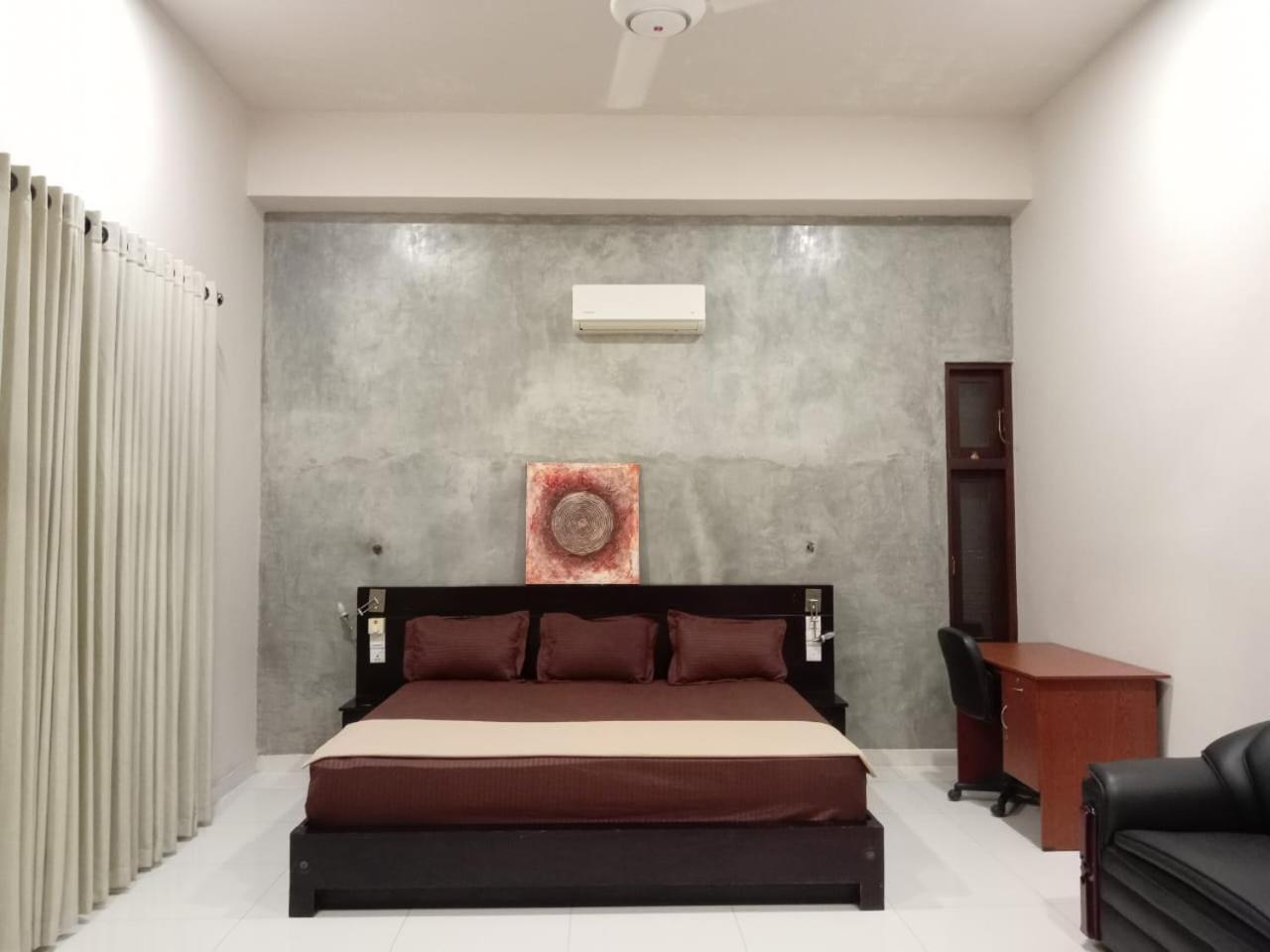 Thalangama Lakeview Lodge 巴塔拉穆拉 外观 照片